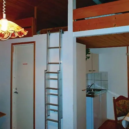1 Bedroom Gorgeous In Hohe Duene Ferienhaus *